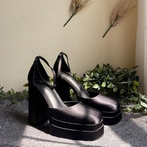 Amiuwen Women's Black Footwear